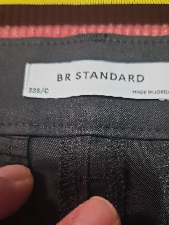Black Men’s Capri - Banana Republic BR Standard - Picture 2 of 8